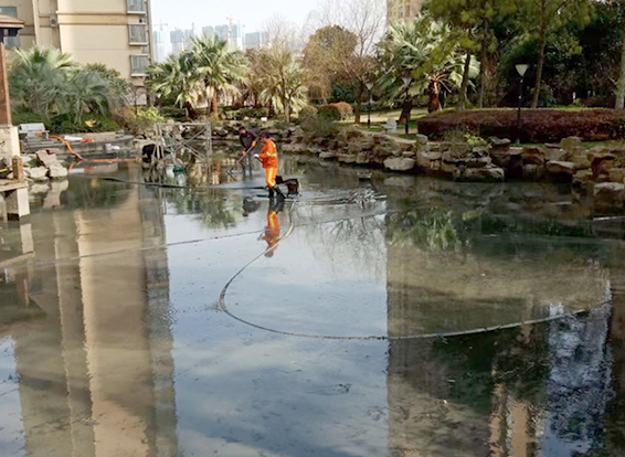 共青城景观池淤泥清理